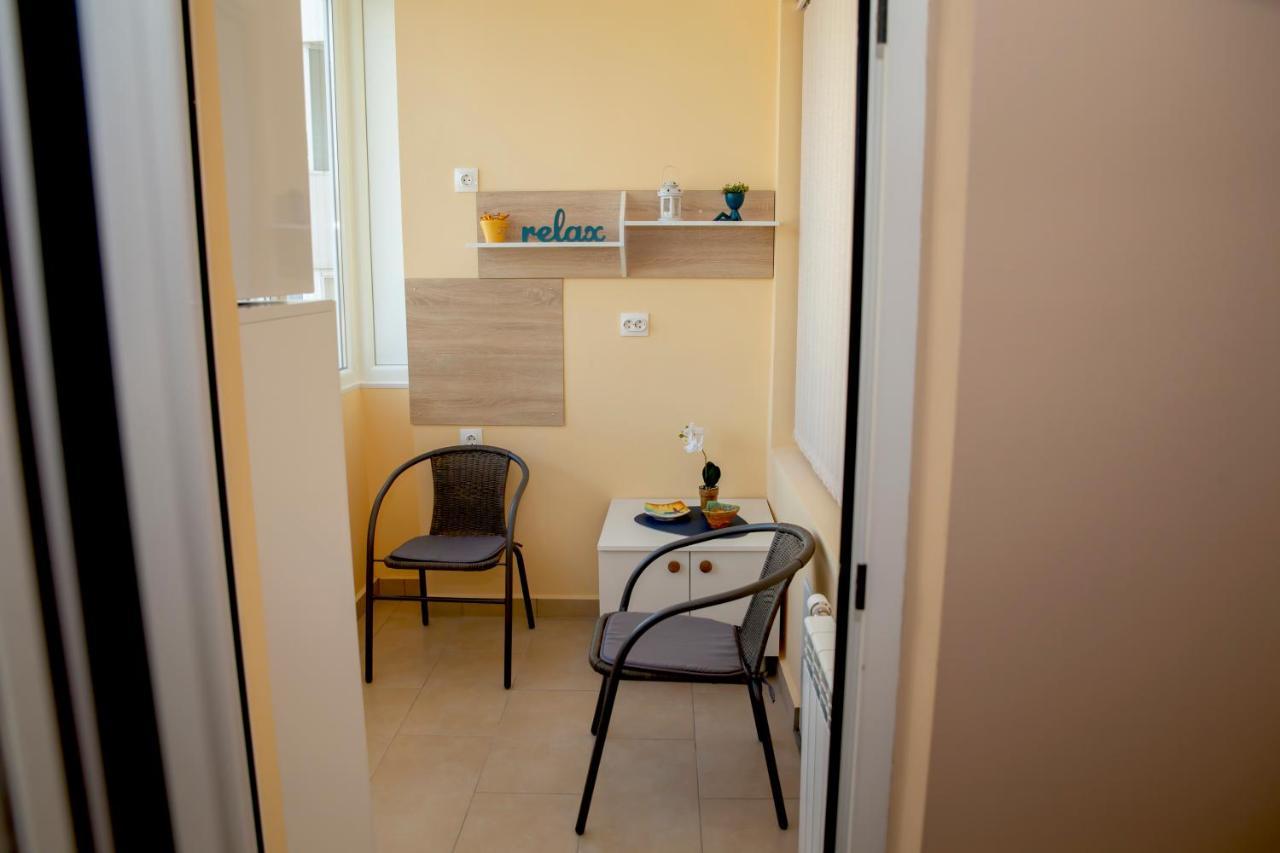 Stadium Apartments Veliko Turnovo Bagian luar foto