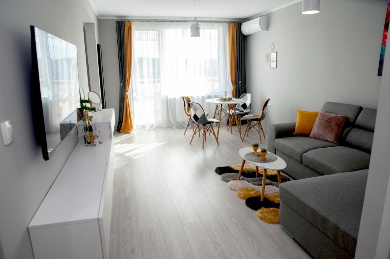 Stadium Apartments Veliko Turnovo Bagian luar foto