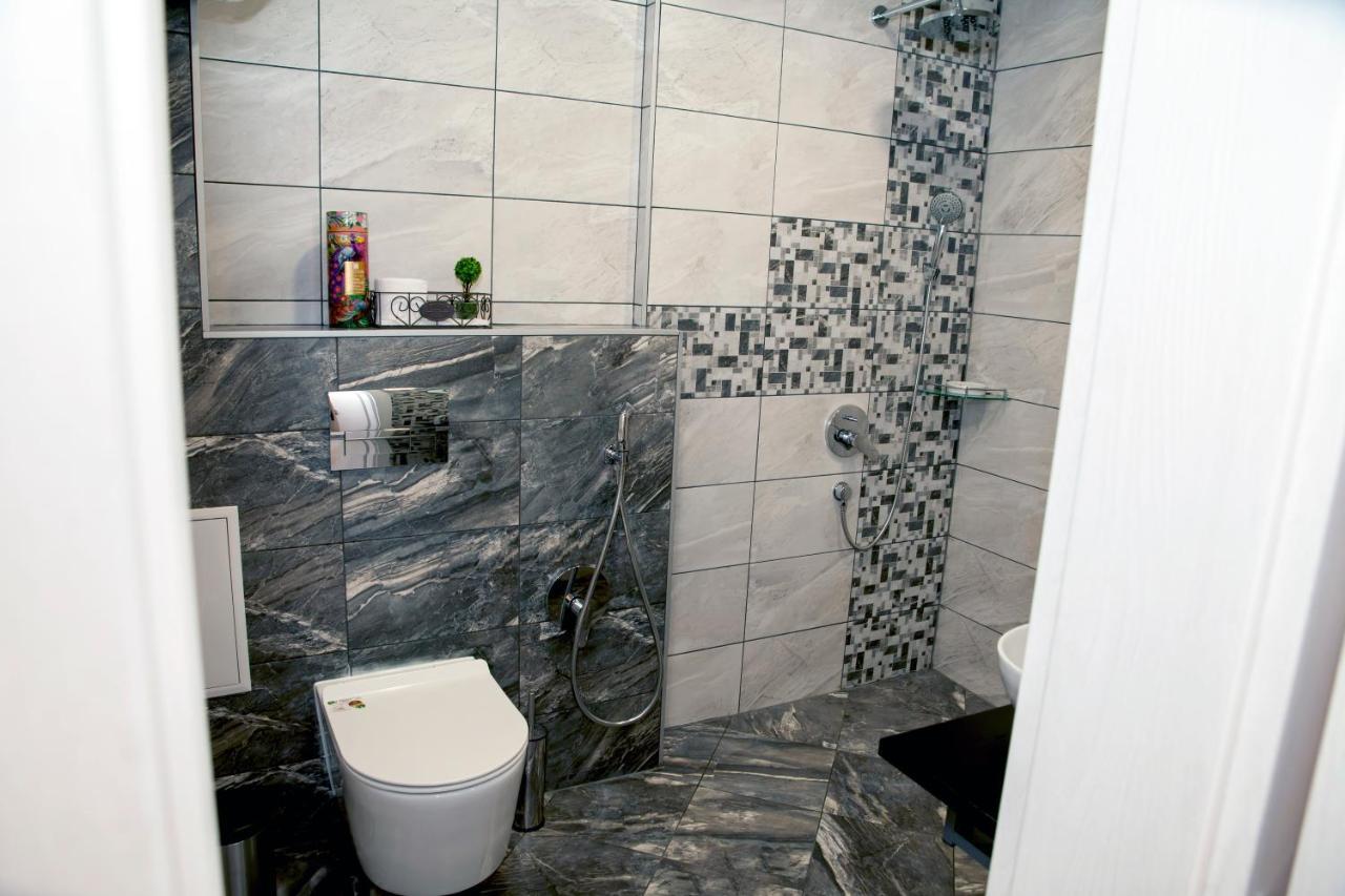 Stadium Apartments Veliko Turnovo Bagian luar foto